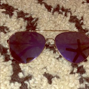 Brand new✨ polarized high fashion sunnies🕶